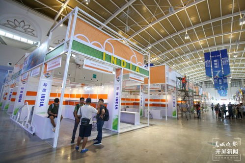 開屏新聞 南博會開幕在即,各參展企業(yè)正緊鑼密鼓布展